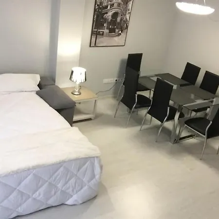 Апартаменты At1102 *